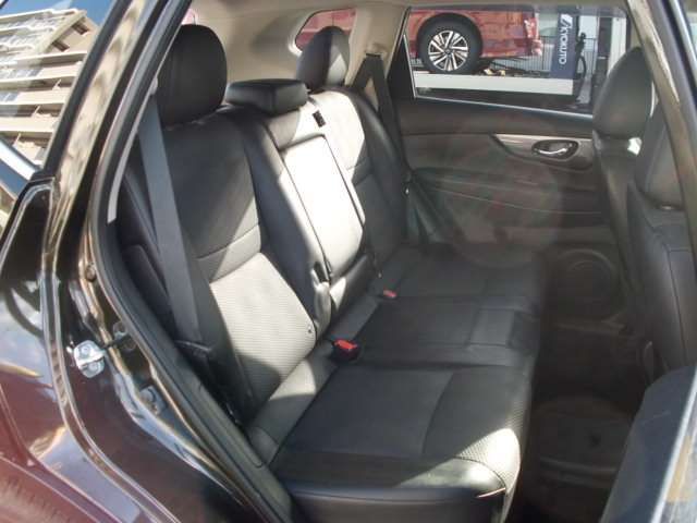 NISSAN X-TRAIL 4WD 2015