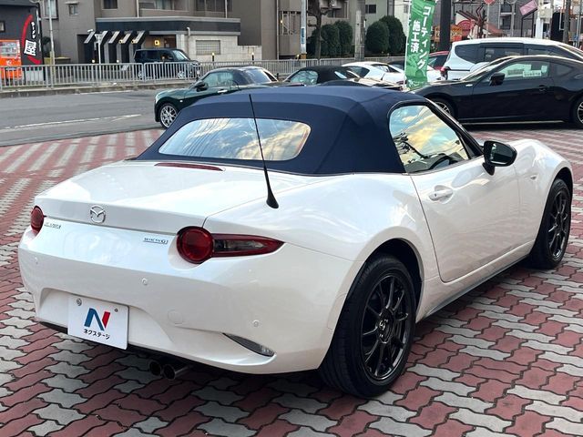 MAZDA ROADSTER 2023