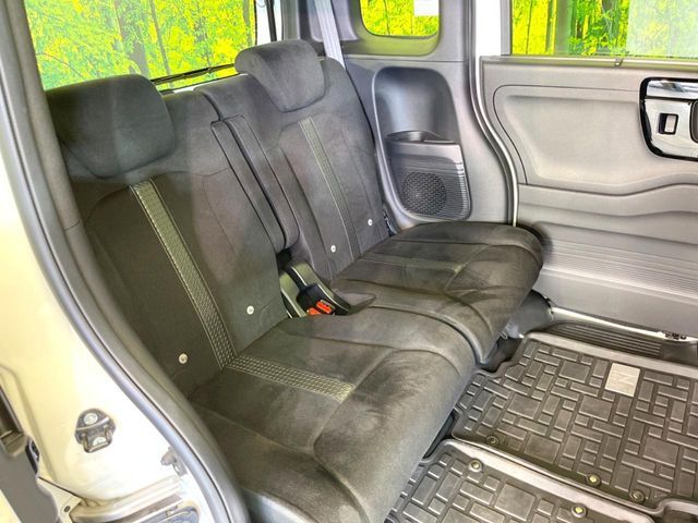 HONDA N BOX CUSTOM 2022