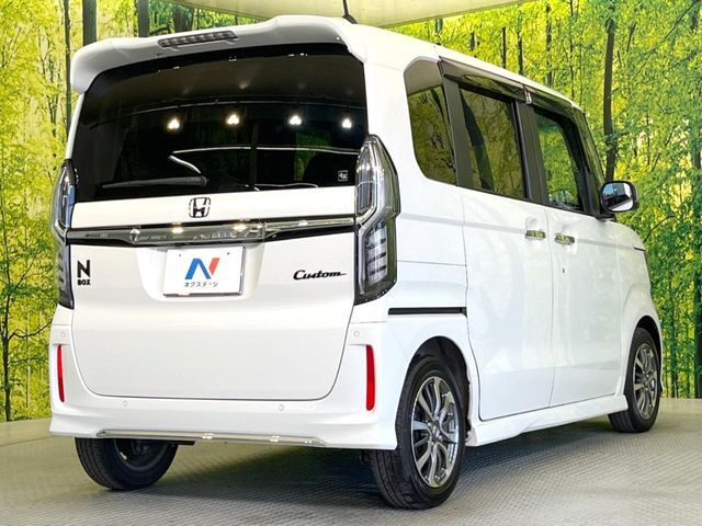 HONDA N BOX CUSTOM 2022