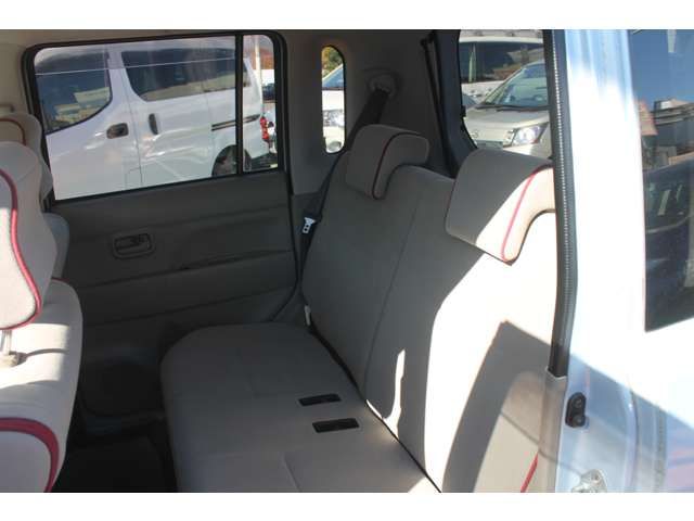 DAIHATSU MOVE CONTE 2011