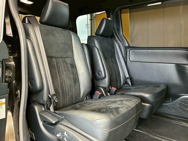 TOYOTA ESQUIRE HYBRID 2019