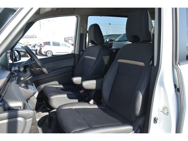 NISSAN SERENA  WG 2024