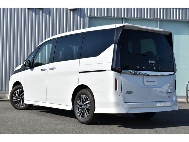 NISSAN SERENA  WG 2024
