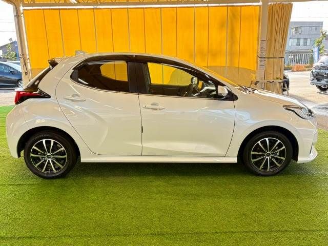TOYOTA YARIS 2024