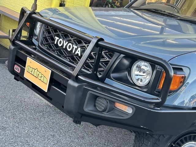 TOYOTA LANDCRUISER wagon 2001