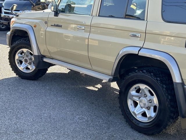 TOYOTA LANDCRUISER van 2014