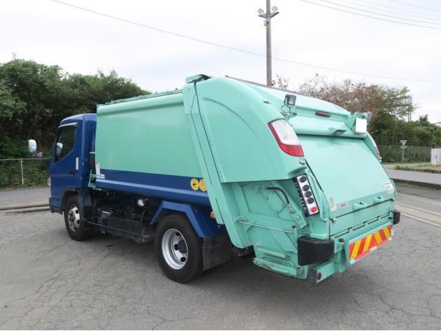 MITSUBISHI CANTER 2019