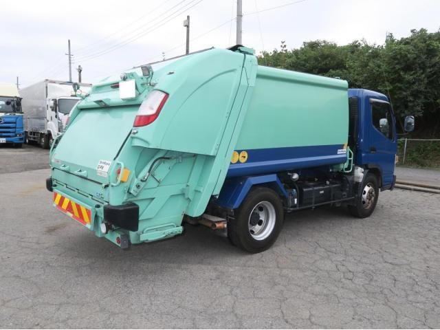 MITSUBISHI CANTER 2019
