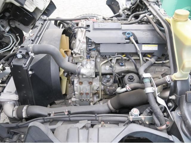 MITSUBISHI CANTER 2019