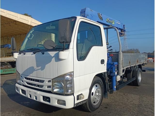 ISUZU ELF 2015