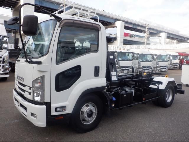 ISUZU FORWARD 2019