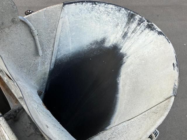 NISSAN DIESEL Quon 2013