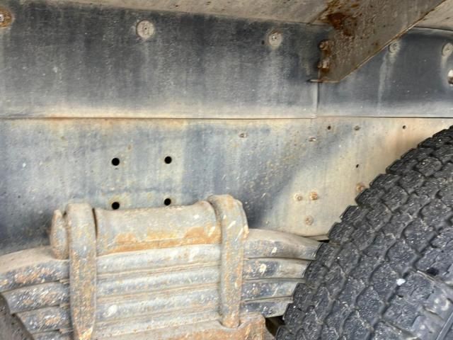 NISSAN DIESEL Quon 2013