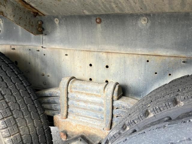 NISSAN DIESEL Quon 2013