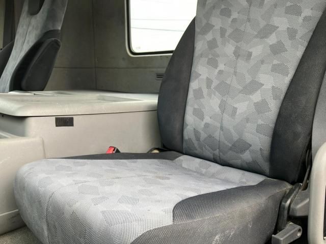 NISSAN DIESEL Quon 2013