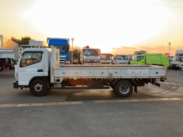 MITSUBISHI CANTER 2020