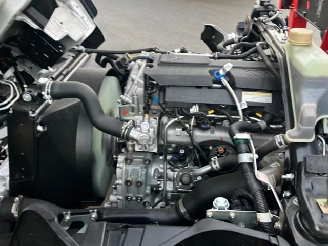 MITSUBISHI CANTER 2025