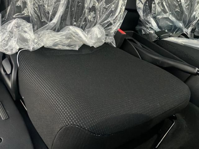 MITSUBISHI CANTER 2025