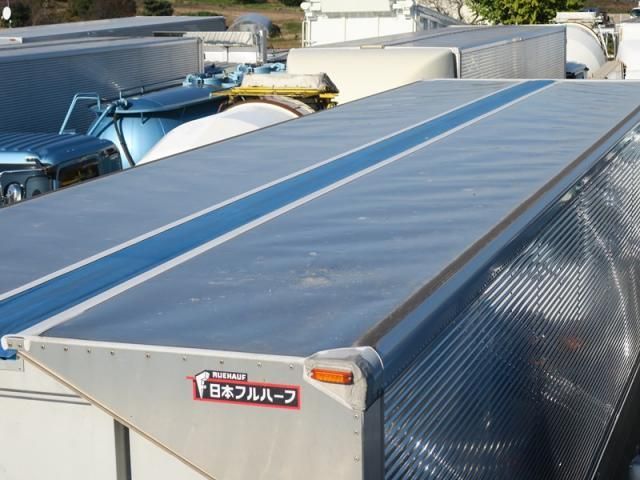 NISSAN DIESEL Quon 2020