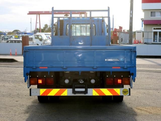 MITSUBISHI FUSOU FIGHTER 2019