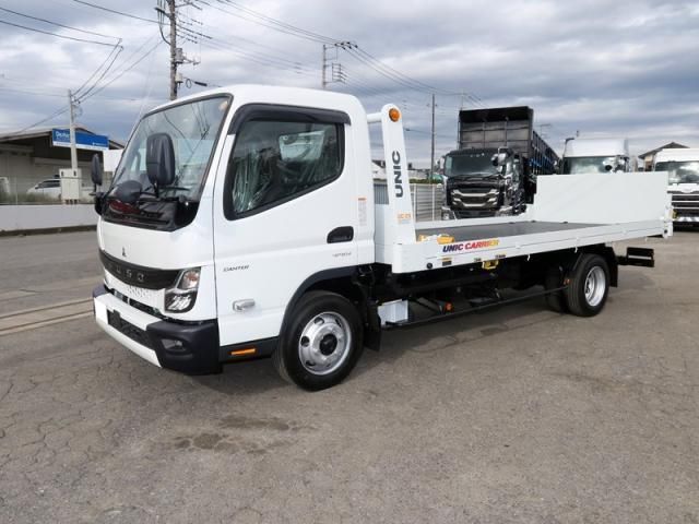 MITSUBISHI CANTER 2025