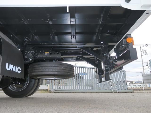 MITSUBISHI CANTER 2025