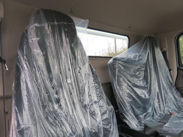 MITSUBISHI CANTER 2025