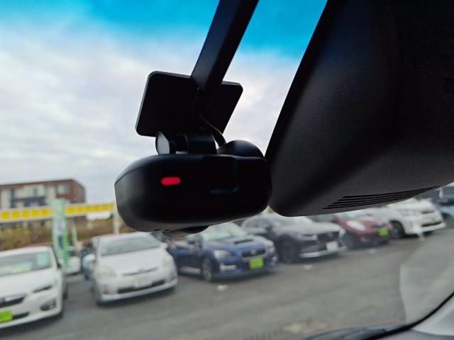 DAIHATSU MOVE CUSTOM 4WD 2018