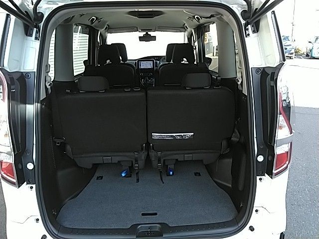 NISSAN SERENA  WG 2022