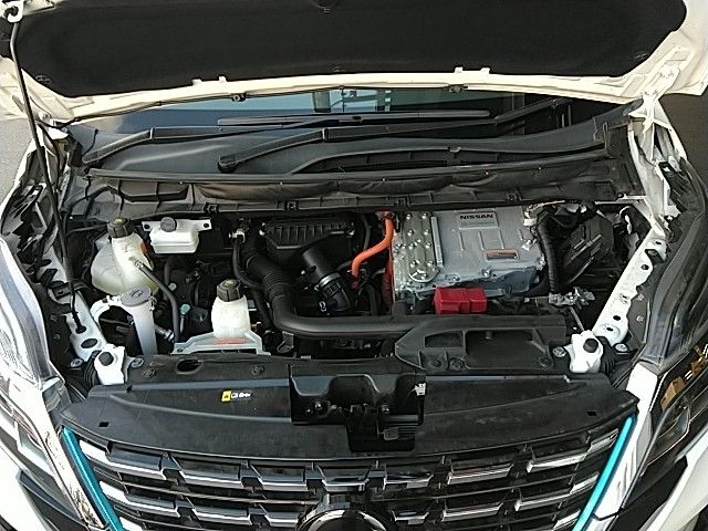 NISSAN SERENA  WG 2022