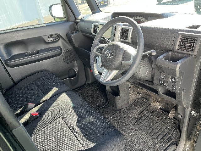 TOYOTA PIXIS MEGA 2016