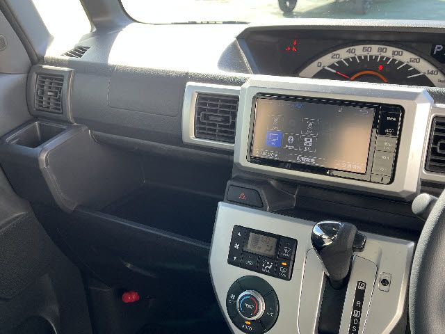 TOYOTA PIXIS MEGA 2016