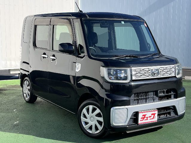 TOYOTA PIXIS MEGA 2016