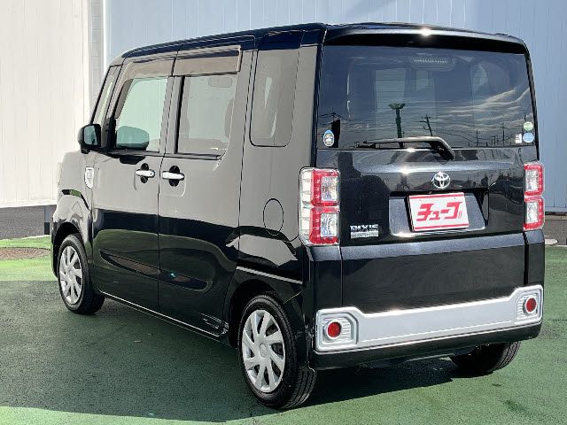 TOYOTA PIXIS MEGA 2016