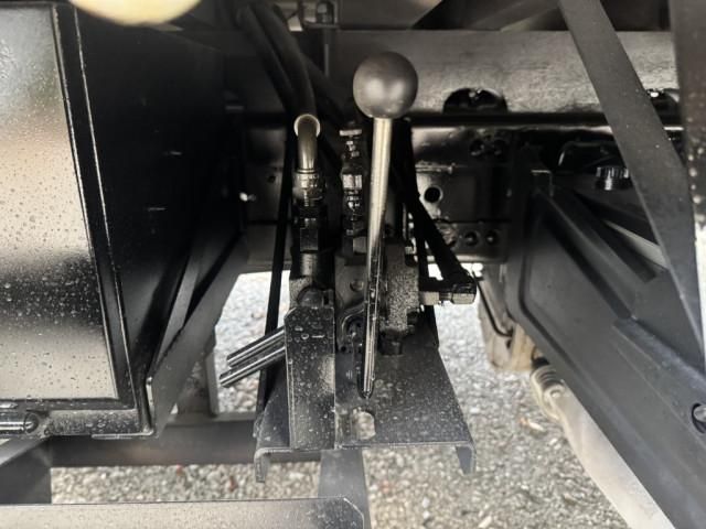 MITSUBISHI FUSOU FIGHTER 2014