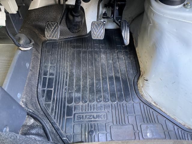 SUZUKI CARRY truck 2012