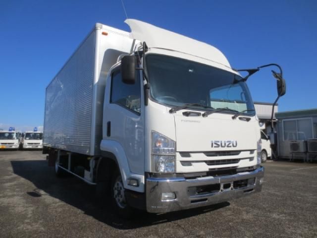 ISUZU FORWARD 2016