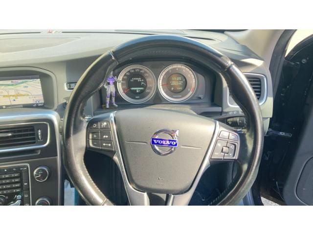 VOLVO VOLVO V60 2013