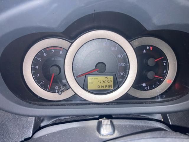 TOYOTA VANGUARD 2WD 2010