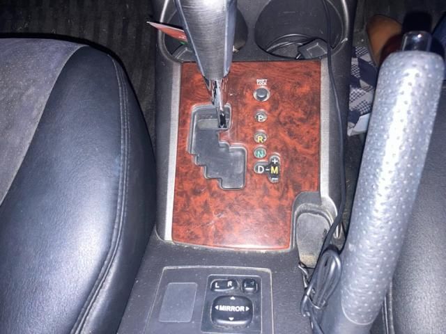 TOYOTA VANGUARD 2WD 2010