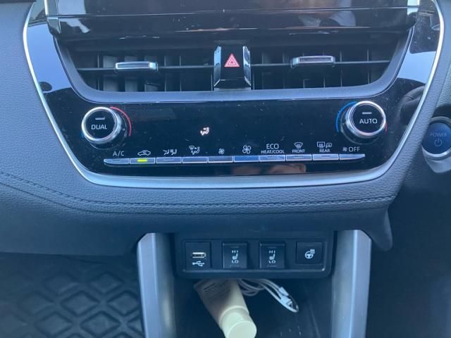 TOYOTA COROLLA CROSS HYBRID 2022