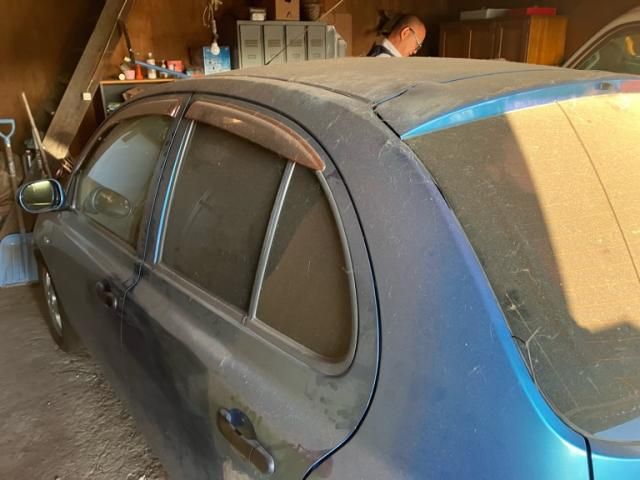 NISSAN MARCH  4WD 2003