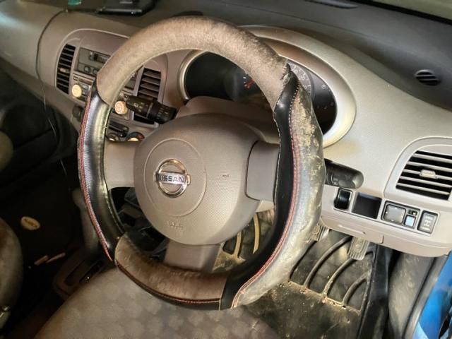 NISSAN MARCH  4WD 2003