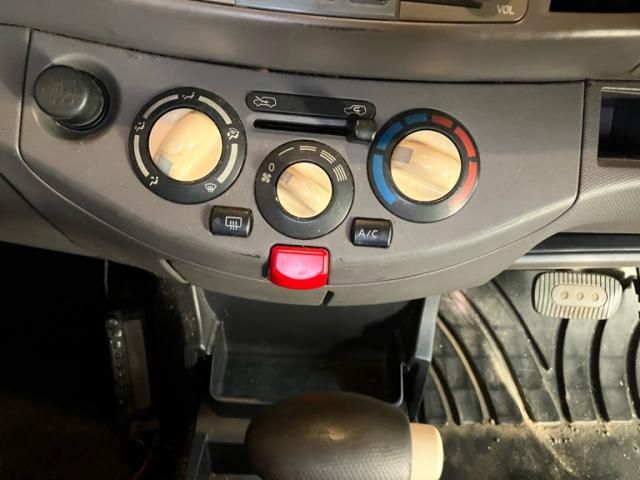 NISSAN MARCH  4WD 2003