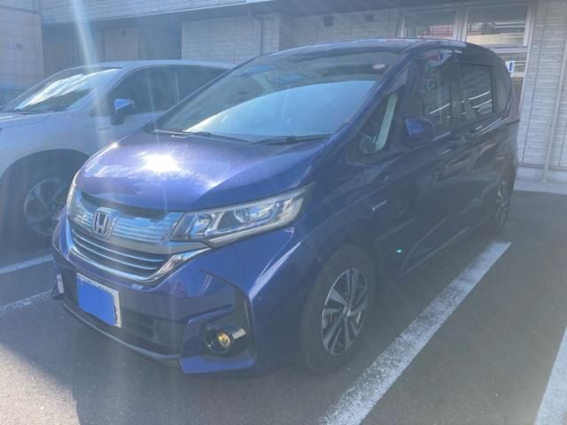 HONDA FREED HYBRID 2017