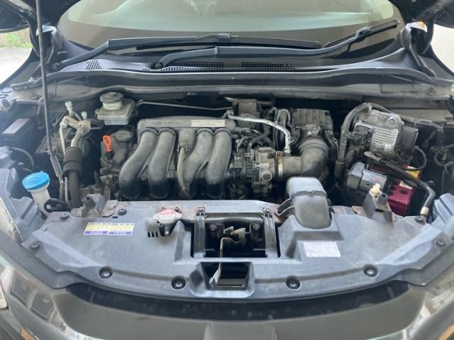 HONDA VEZEL HYBRID 2015