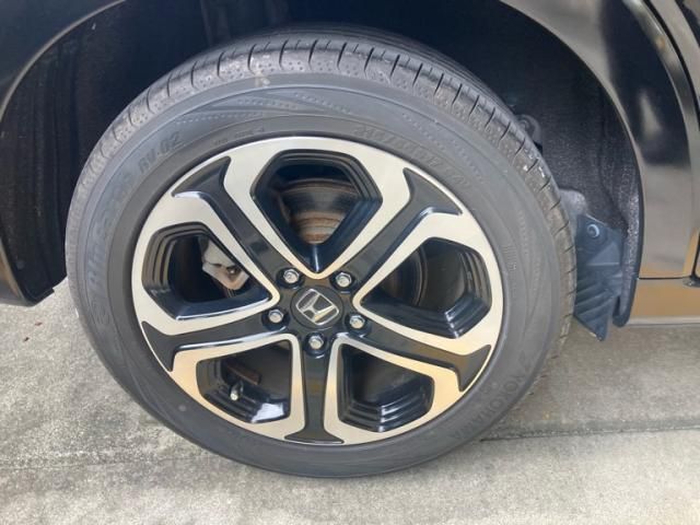 HONDA VEZEL HYBRID 2015