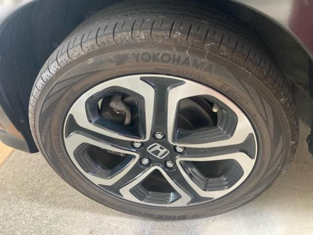 HONDA VEZEL HYBRID 2015