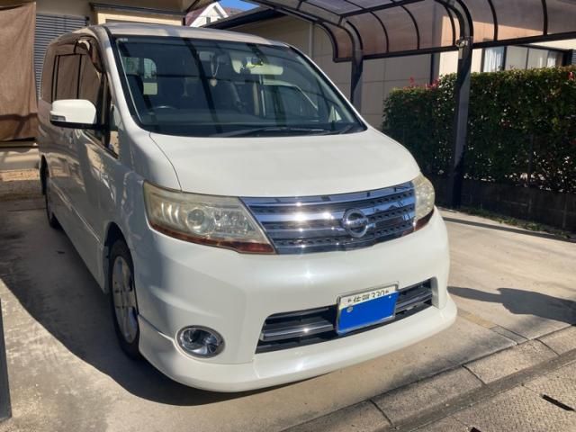 NISSAN SERENA  WG 2010
